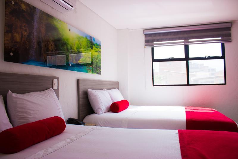 Hotel Med 70 Medellín Eksteriør bilde